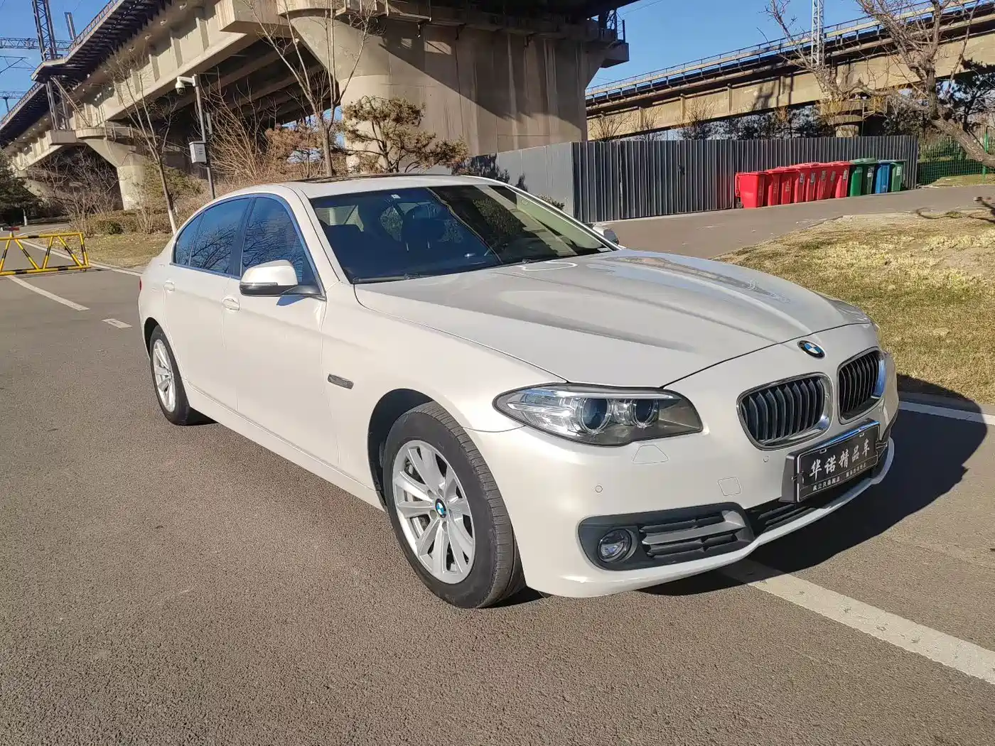 BMW 5 Series 2017 520Li Classic Edition фото 3