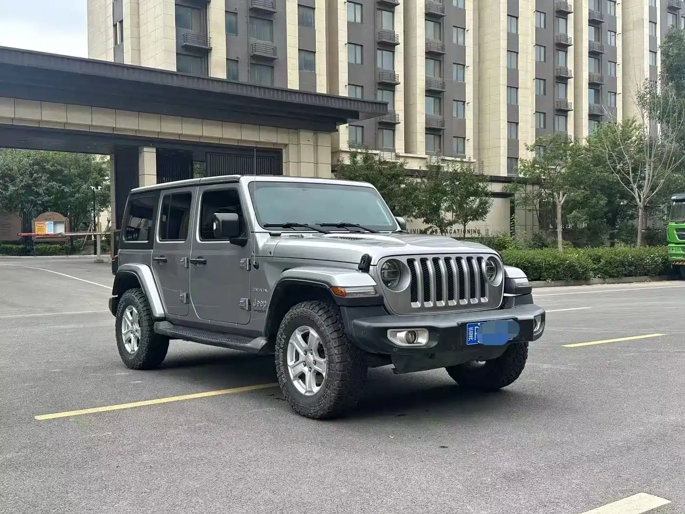 Фото 3 - Jeep Wrangler