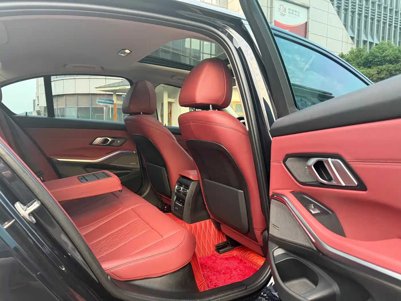 BMW 3 Series 2022 325Li M Sport Shadow Edition фото 9