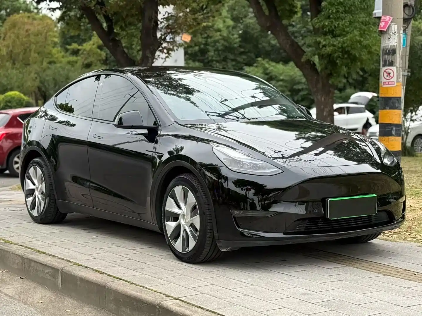 صورة 3 - Tesla Model Y