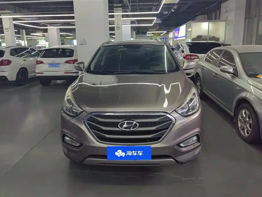 Hyundai Beijing Hyundai ix35 2015 2.0L Automatic 2WD Comfort China IV фото 2