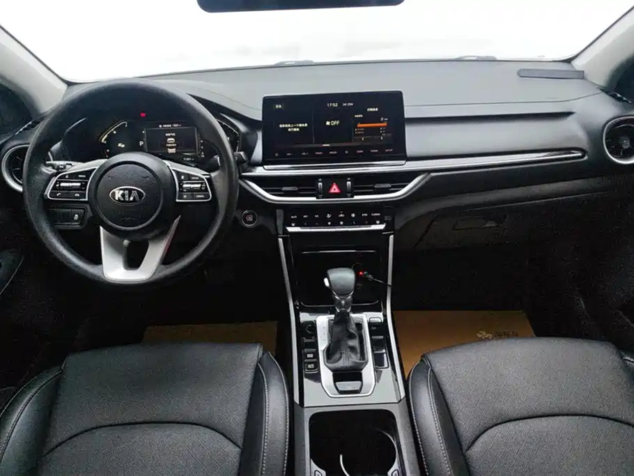 Kia K3 2021 1.5L CVT Fashion Edition фото 12