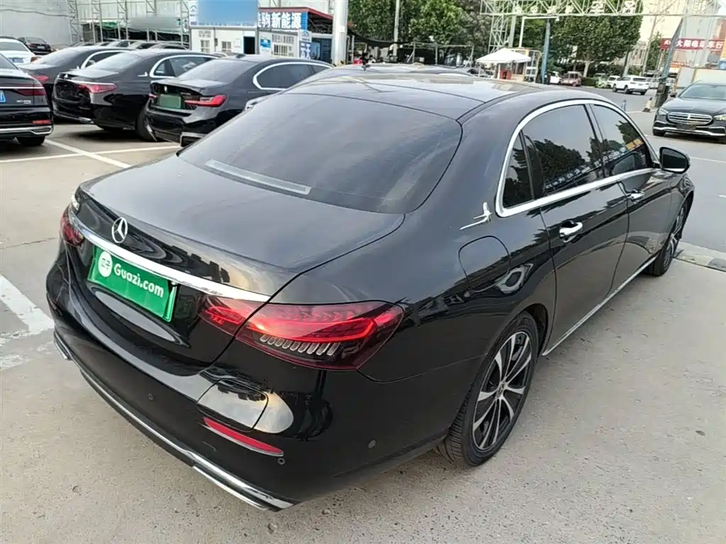 Mercedes-Benz E-Class New Energy 2022 Facelift E 350 e L Plug-in Hybrid Sedan фото 7