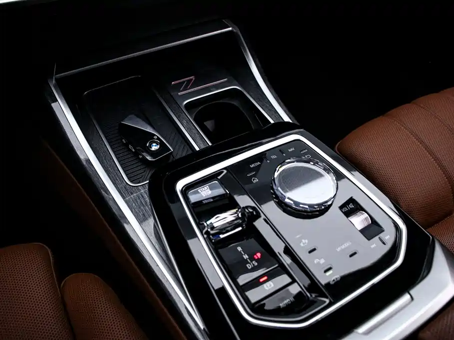 BMW 7 Series 2023 Model 740Li Premium Luxury Package фото 9
