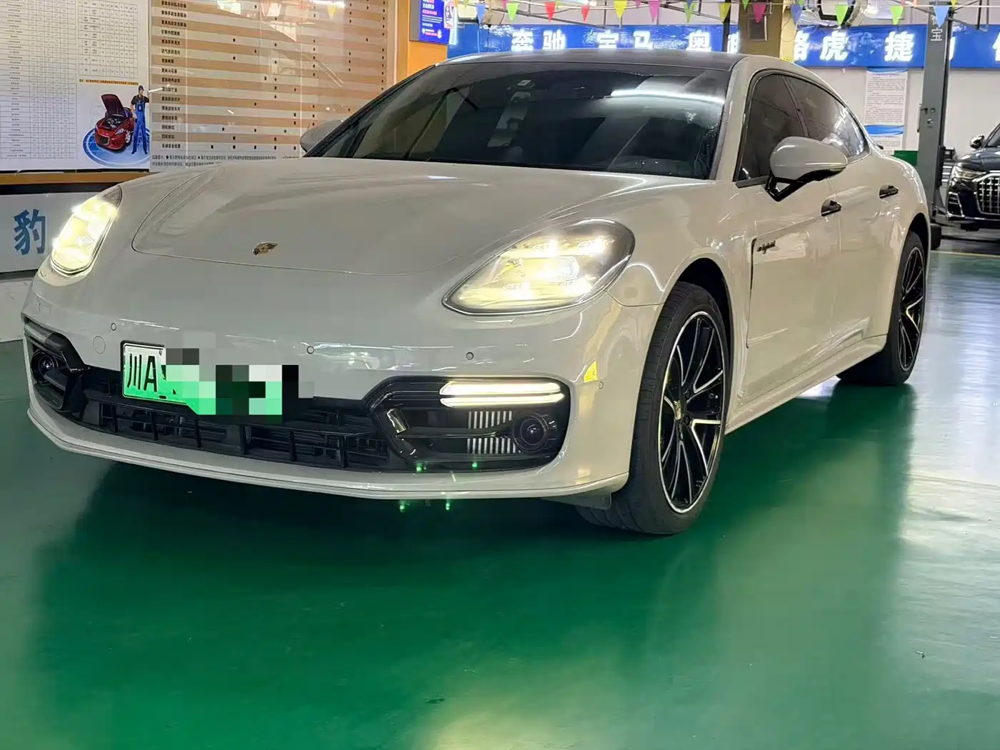 Porsche Panamera New Energy 2019 2017 Panamera 4 E-Hybrid Executive Long Wheelbase 2.9T
