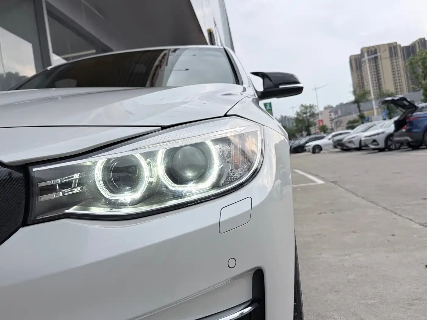 BMW 3 Series GT 2016 320i Design Package фото 12