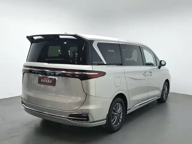 Besturn M9 2023 2.0T Exclusive — фото 2