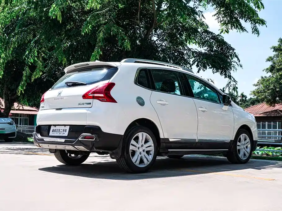 Peugeot 3008 2016 2015 1.6THP Automatic Classic Edition
