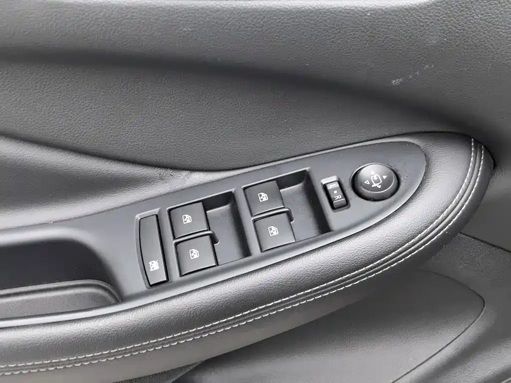 صورة 9 - Buick Envision Plus