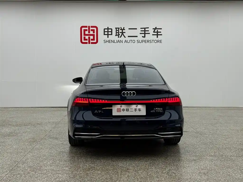 Audi A7L 2022 45 TFSI S-line Dream Builder Crystal Package фото 2
