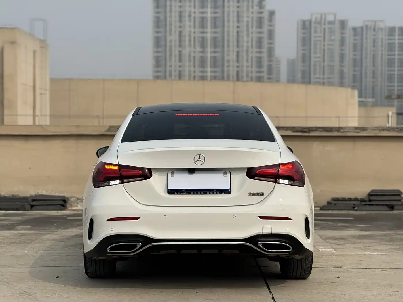 Mercedes-Benz A-Class 2022 A 200 L Sport Sedan Dynamic фото 8