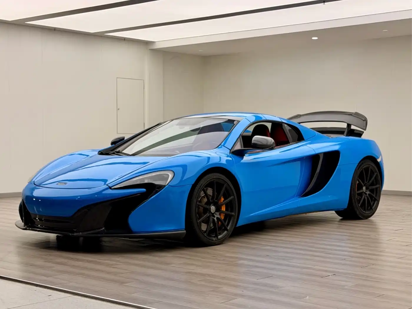 McLaren 12C, 2015 год