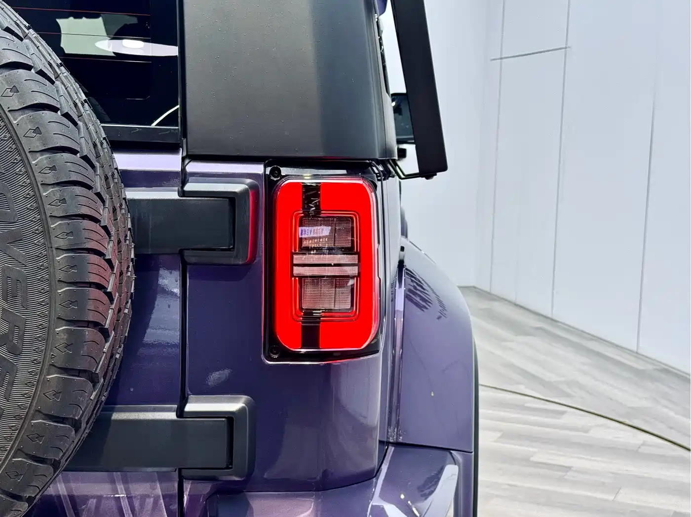 BAIC ORV Beijing Offroad BJ40 2023 2.0T Auto 4WD Urban Hunter Knight Edition фото 26