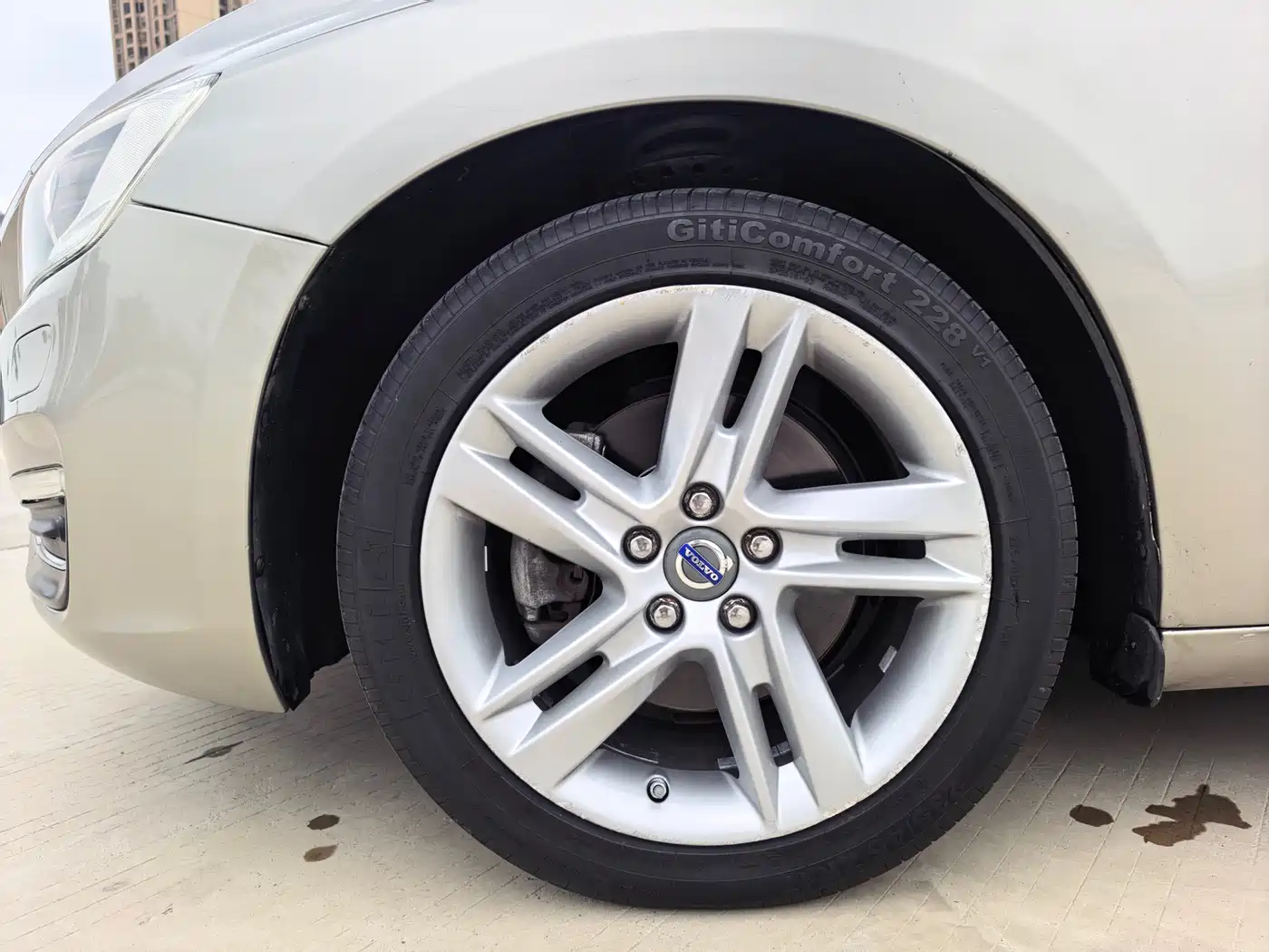 Фото 4 - Volvo S60