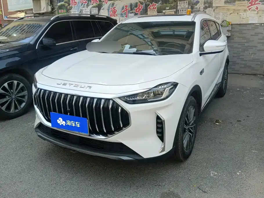  Jetour Jetour X70 PLUS 2023 1.6T DCT Champion 7-seater