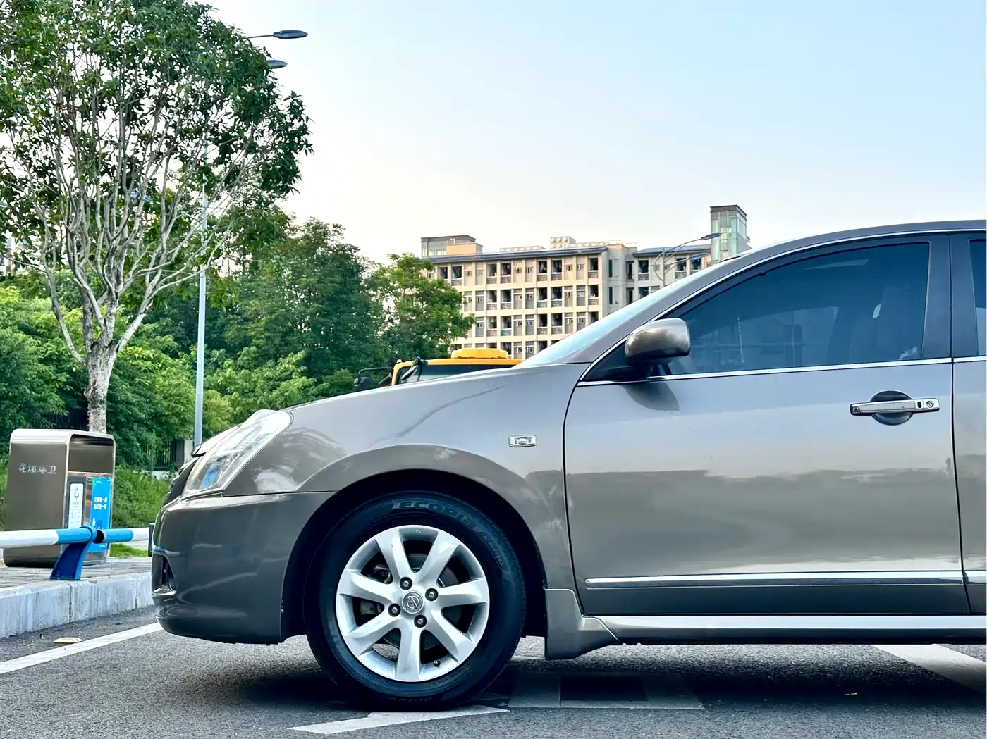 Nissan Sylphy 2010 2009 Model 1.6XL Automatic Luxury Sunroof Edition