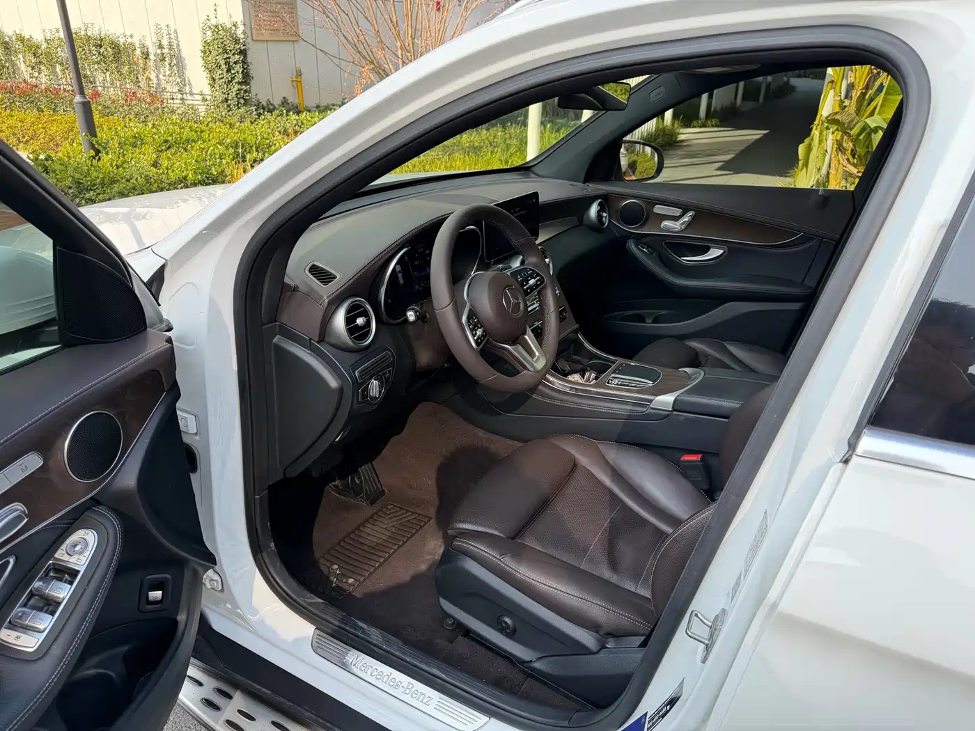 Mercedes-Benz GLC 2020 Facelift GLC 260 L 4MATIC Luxury фото 14