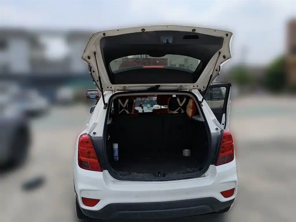 Chevrolet Trax 2018 330T Automatic 2WD Elite фото 15