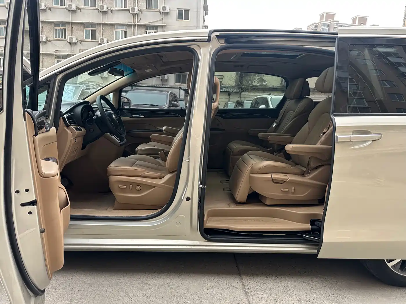 Buick GL8 2018 ES 28T Luxury Type China VI фото 15