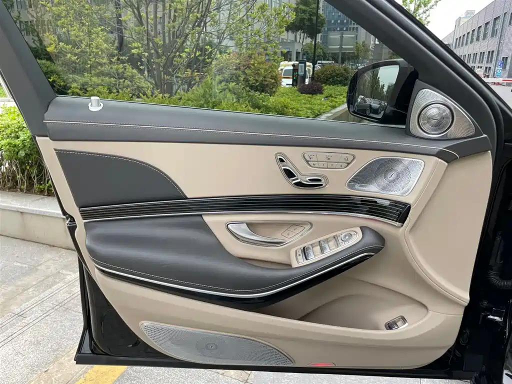 Mercedes-Benz Maybach S-Class 2018 Model S 680 фото 10