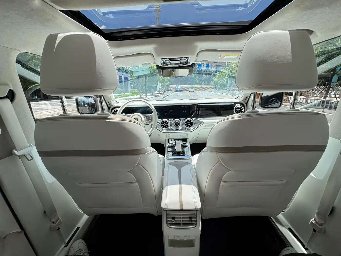 TANK CO CREATION TANK 300