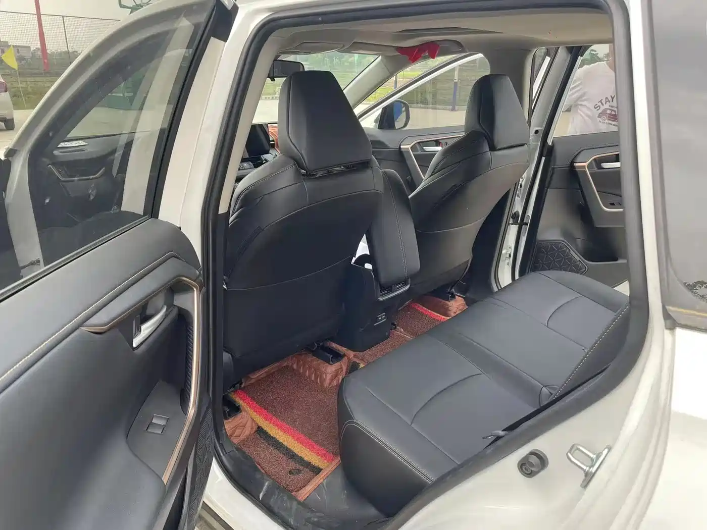 Toyota Wildlander 2024 2.0L CVT 2WD Urban Edition фото 8