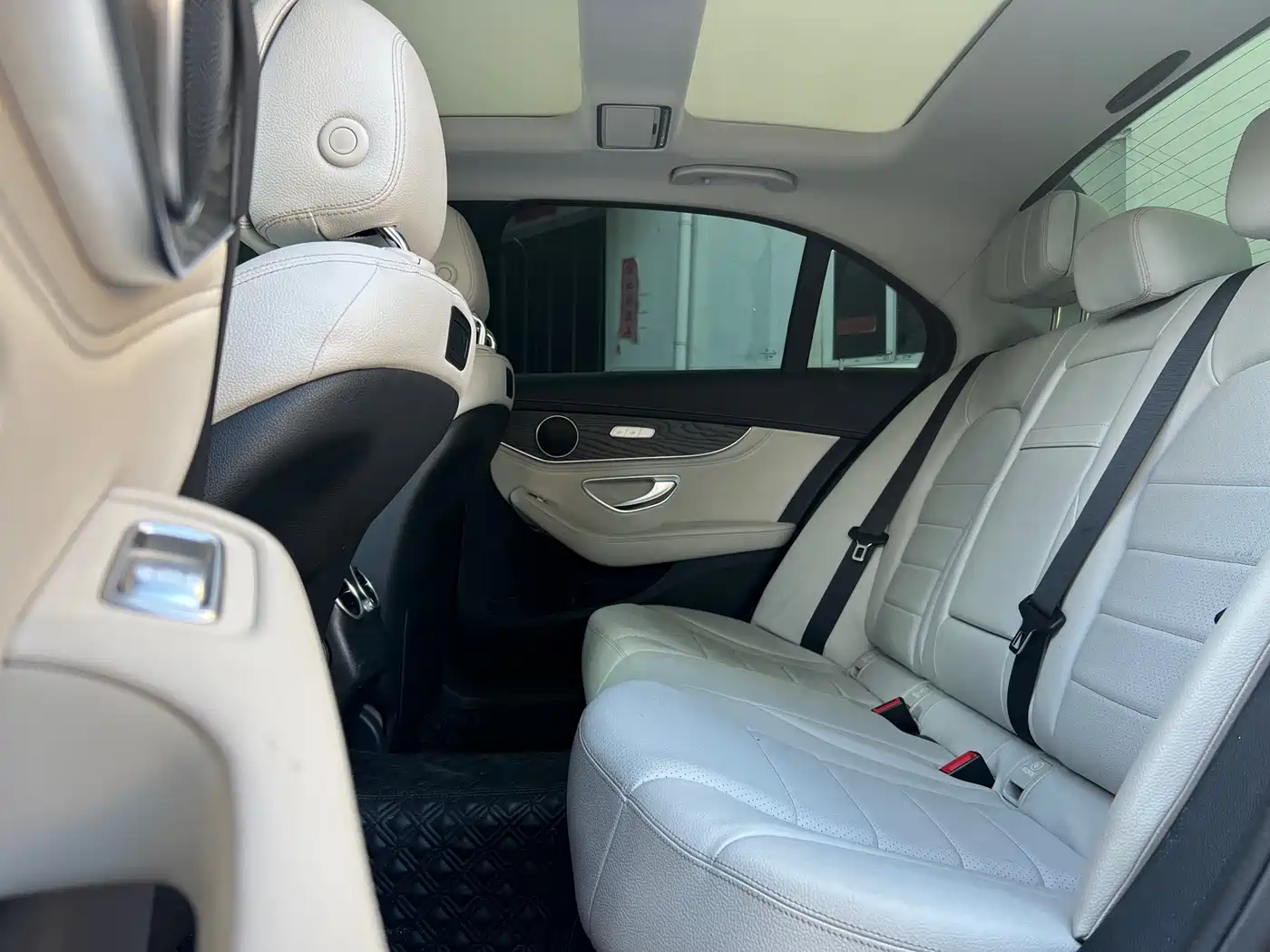 Mercedes-Benz C-Class 2018 C 200 L Sport Edition фото 10