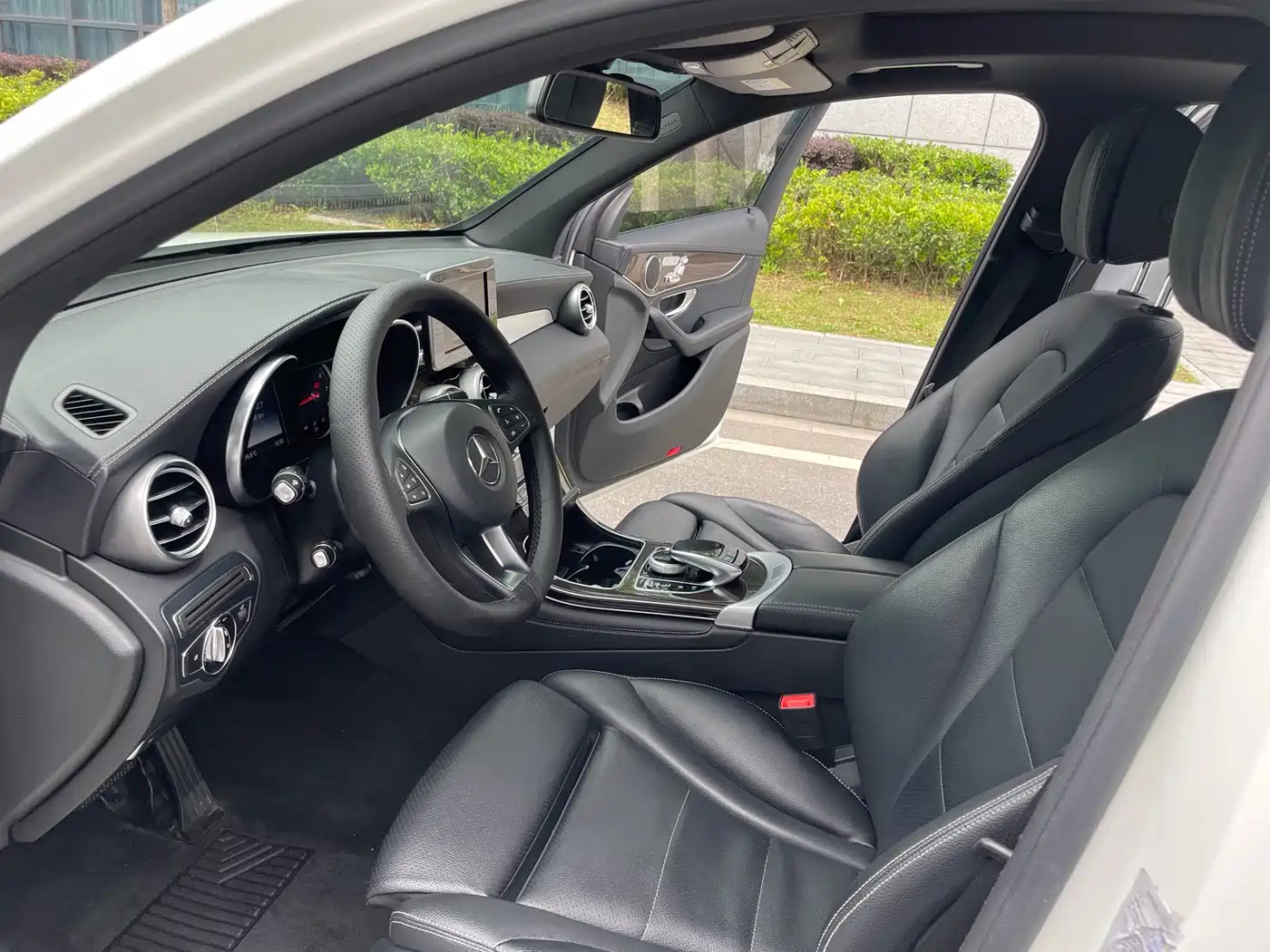 Mercedes-Benz GLC 2017 GLC 260 4MATIC Dynamic фото 8