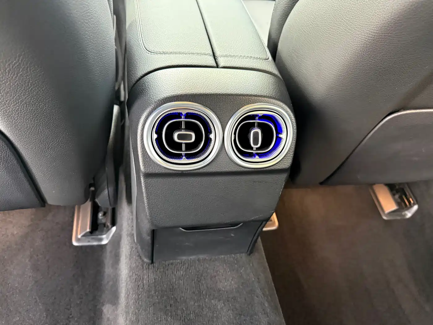 Mercedes-Benz C-Class 2023 C 260 L Sport фото 33