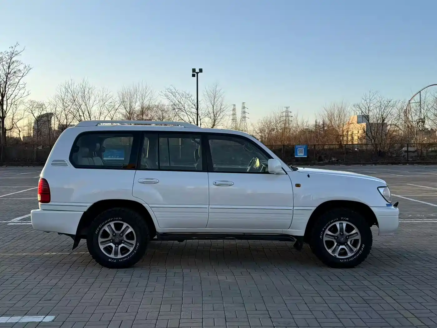 Lexus LX 2005 470 фото 7