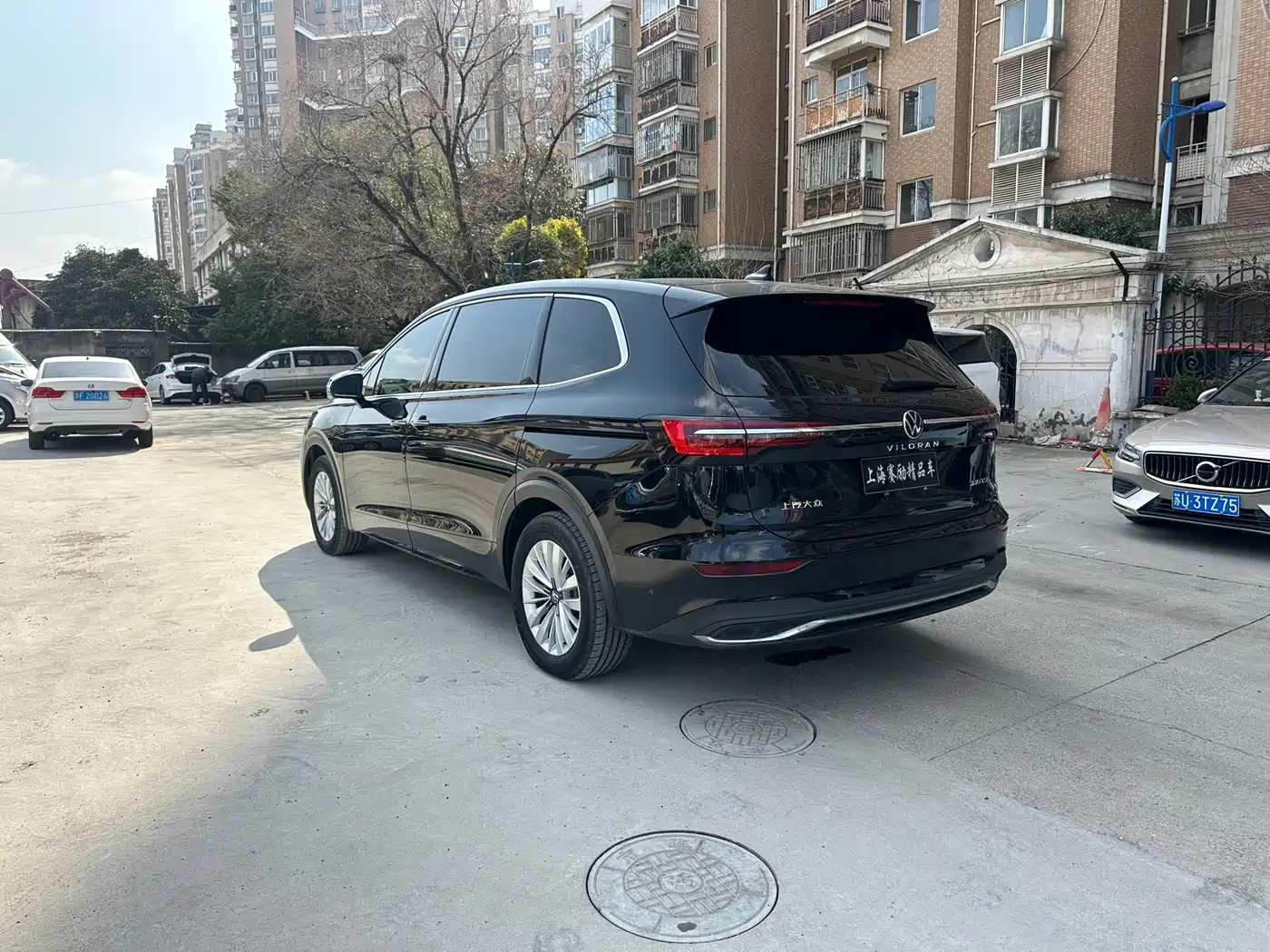 Volkswagen Viloran 2023 Facelift 330TSI Business Edition фото 9