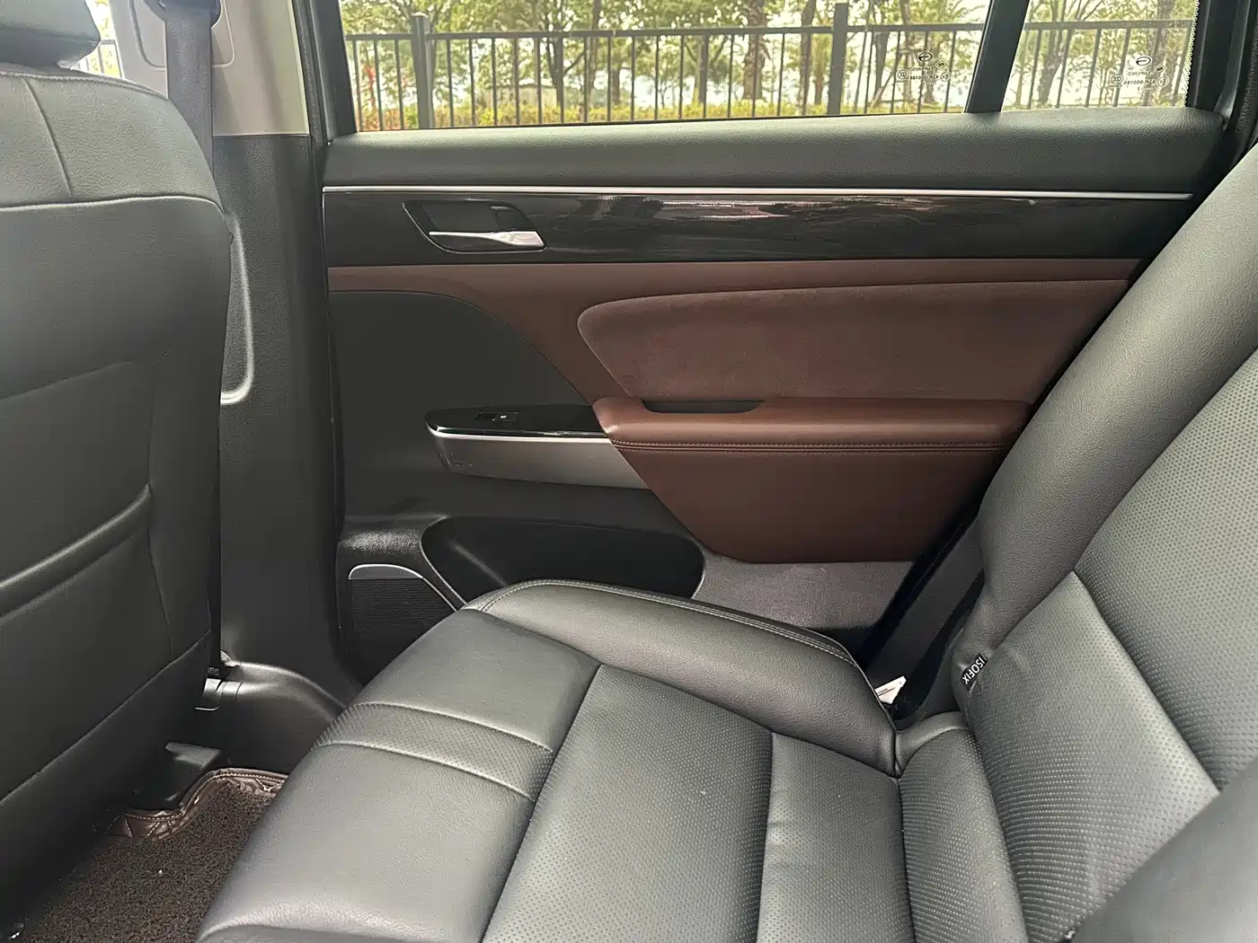 GAC Trumpchi Trumpchi GS8 2017 320T 2WD Luxury Smart Connect (7-seater) фото 17