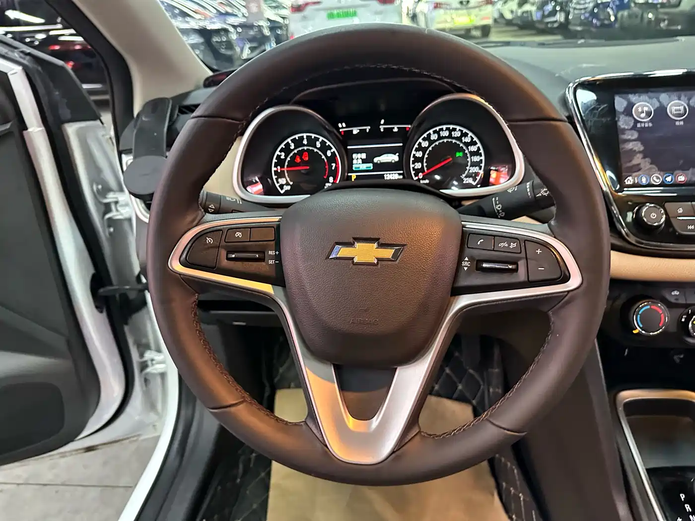 Chevrolet Monza 2022 320 Automatic Enjoyment Sunroof Edition фото 12