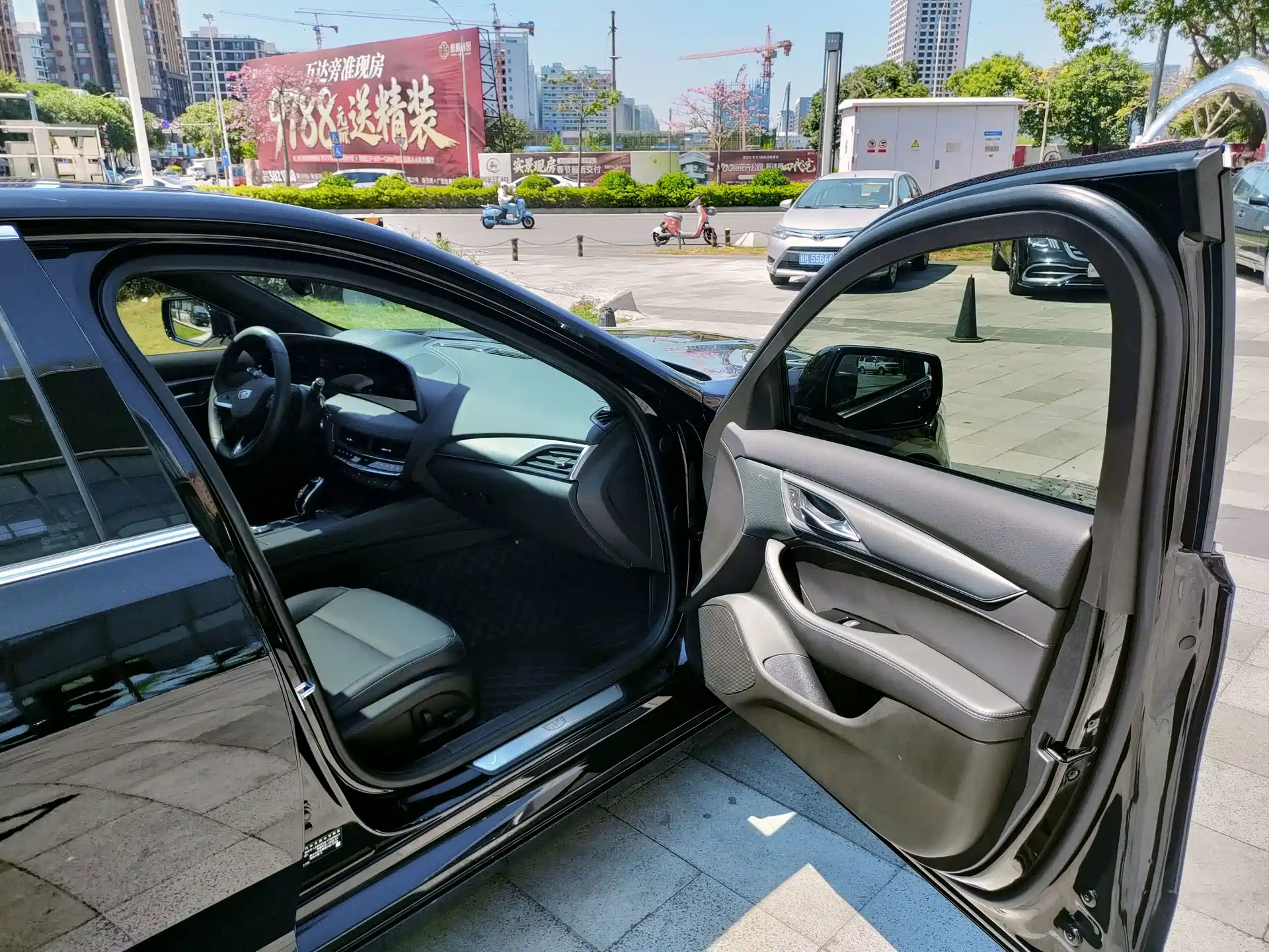 Photo 28 - Cadillac CT5