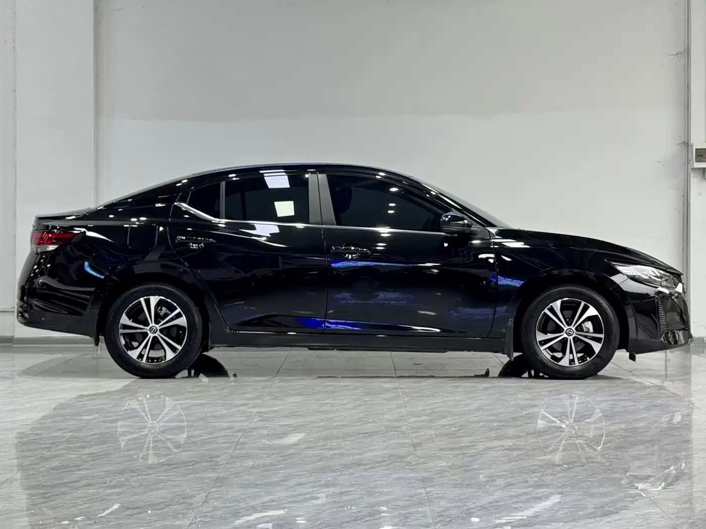 Nissan Sylphy 2025 2023 Facelift 1.6L CVT Comfort Edition