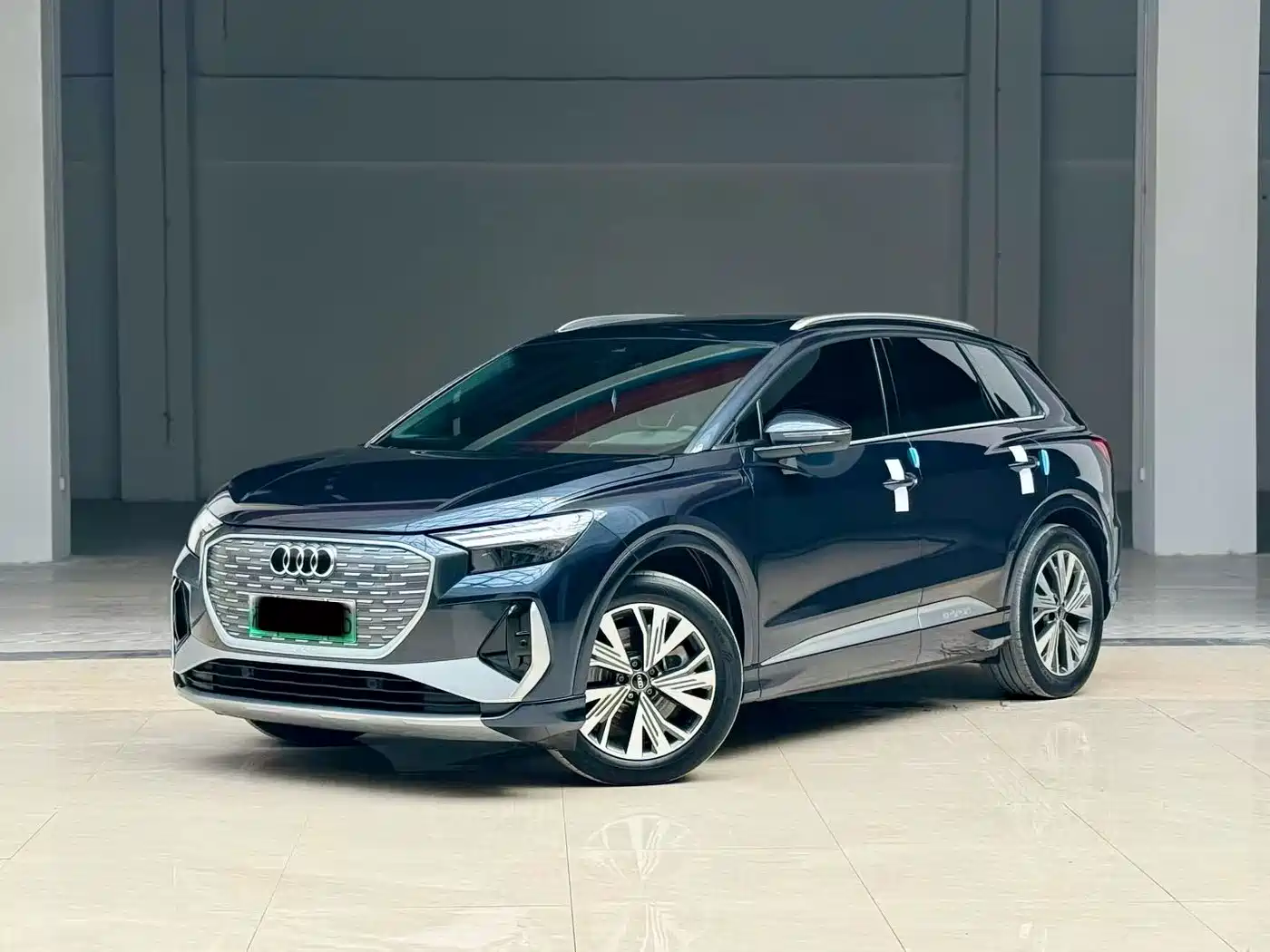 Audi Q4 e-tron 2024