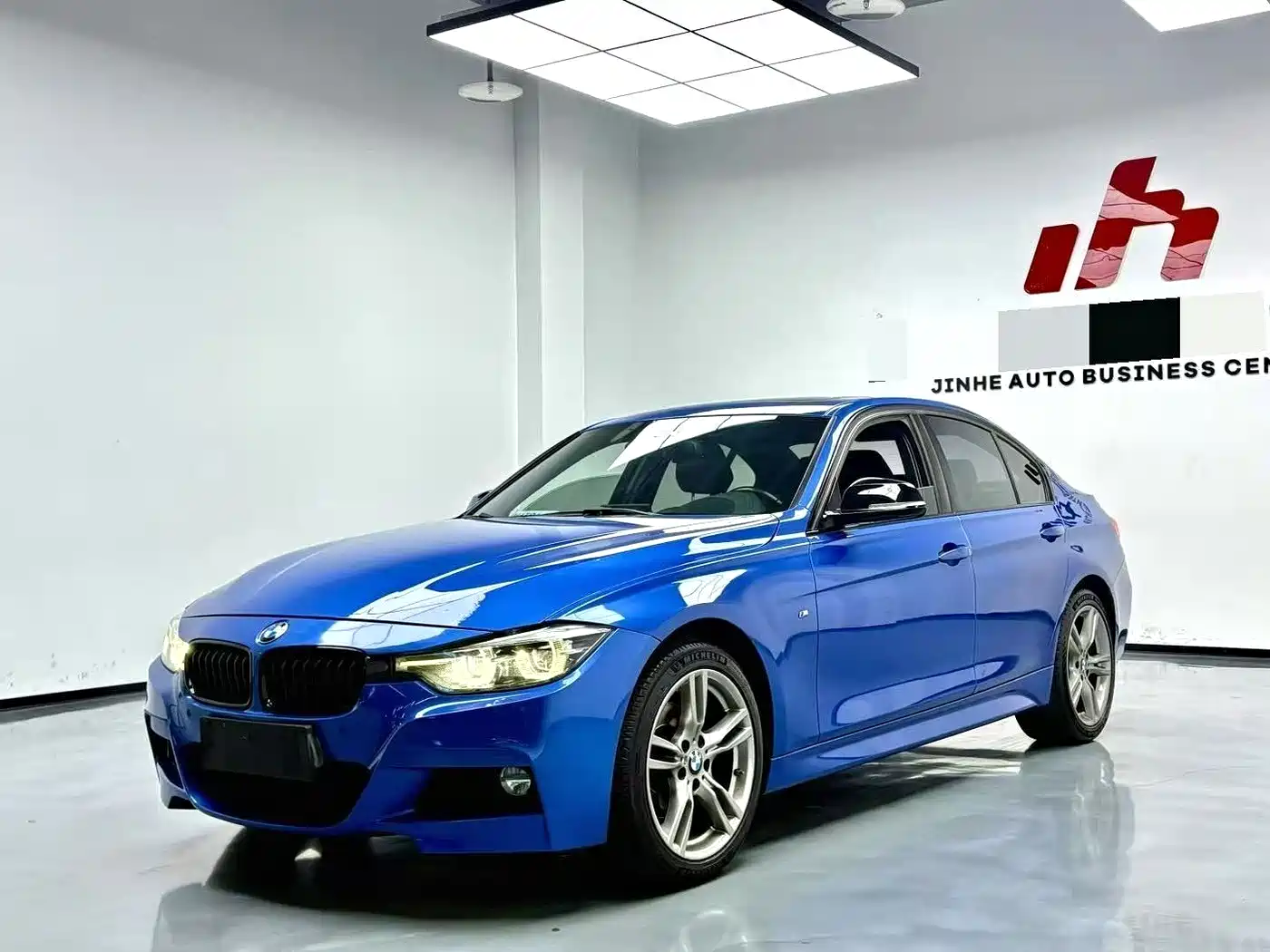 BMW 3 Series 2018 330i M Sport Black Night Edition