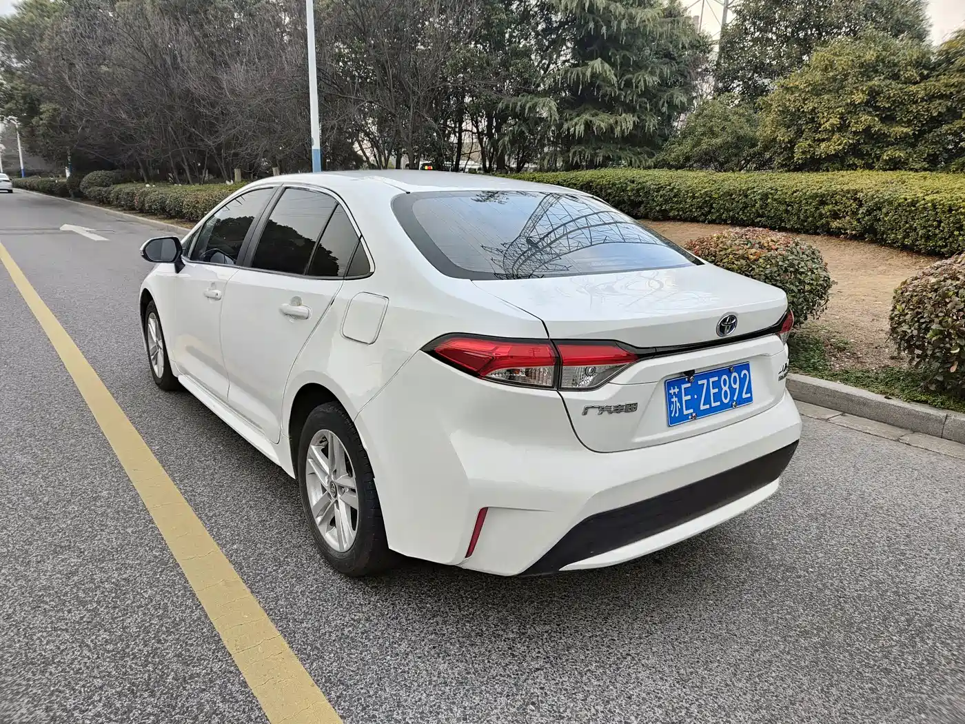 Toyota Levin 2022 Dual Engine 1.8H E-CVT Progressive Edition фото 6