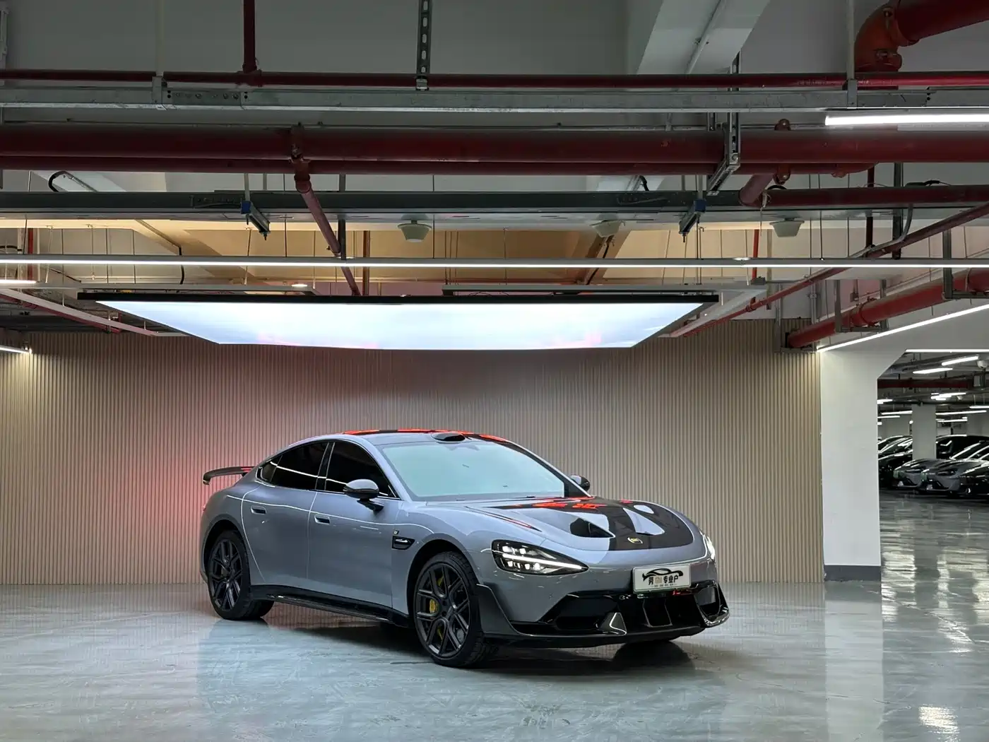 XIAOMI CAR XIAOMI SU7 ULTRA