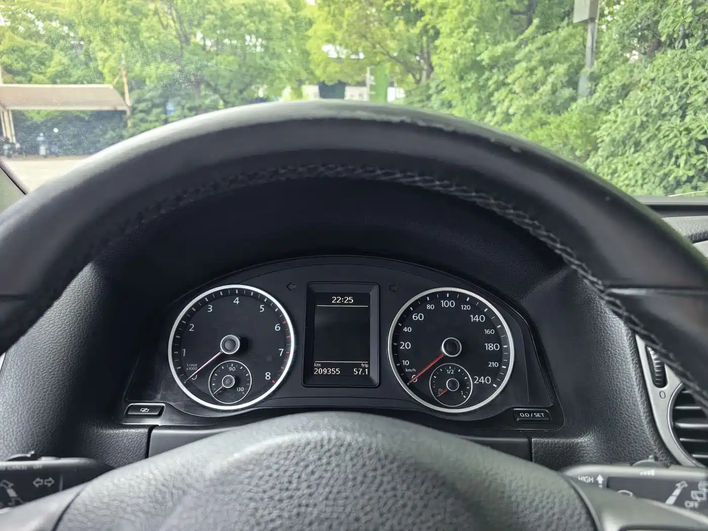 Volkswagen Tiguan 2012 1.8TSI Automatic 4WD Elite Edition фото 5