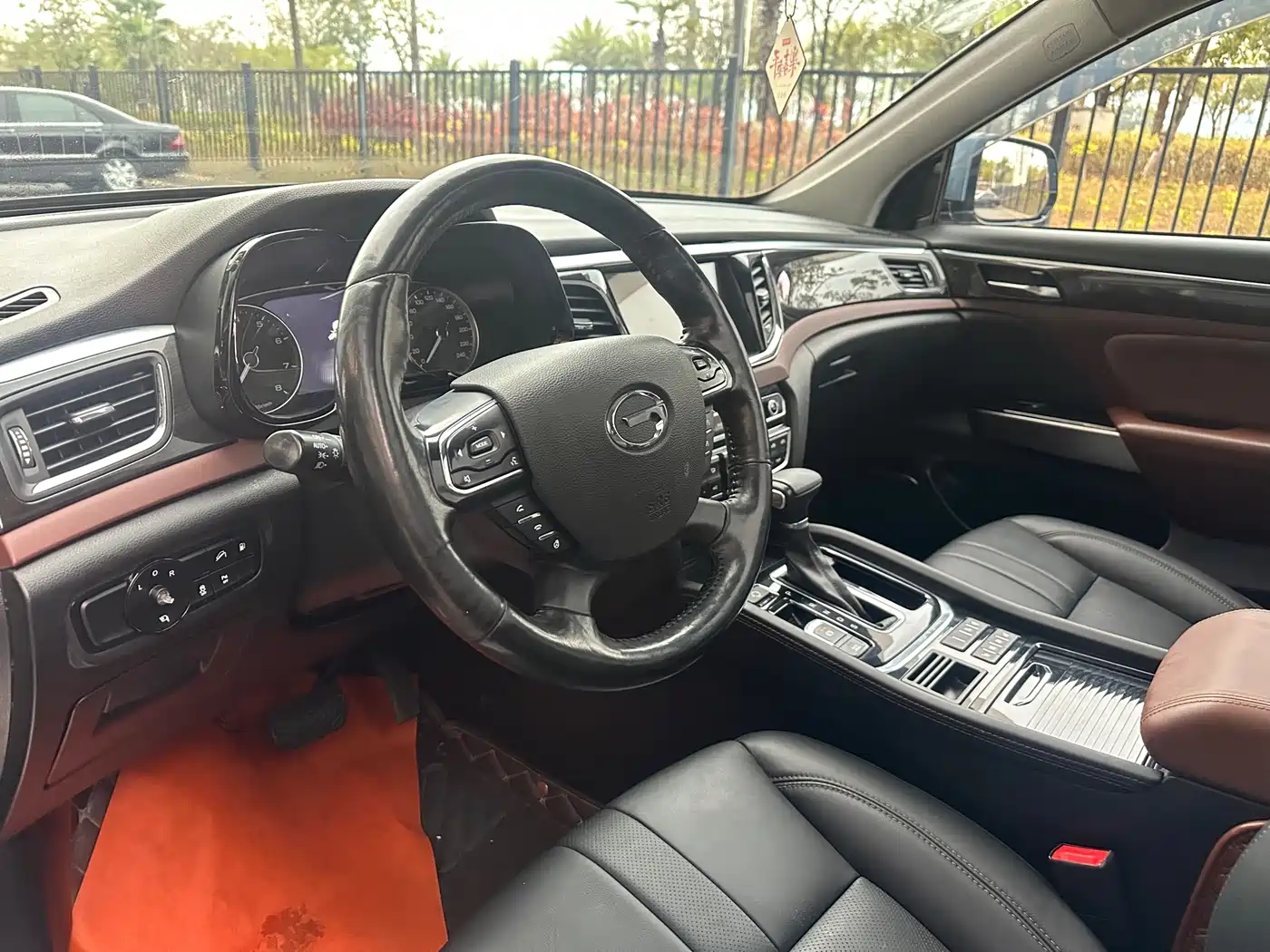 GAC Trumpchi Trumpchi GS8 2017 320T 2WD Luxury Smart Connect (7-seater) фото 11