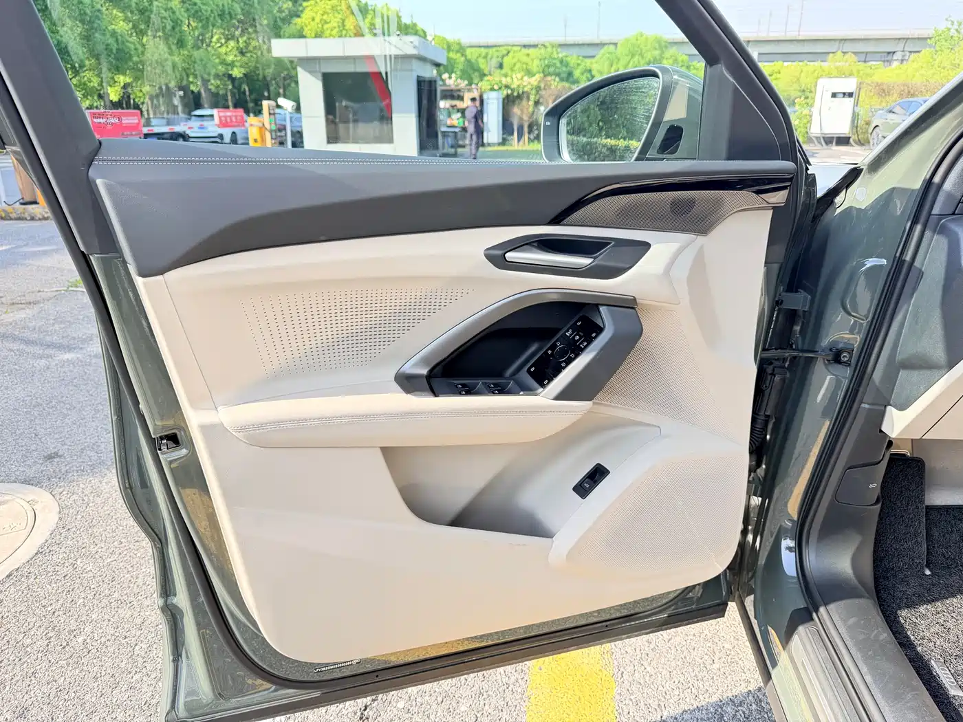 Audi Q5L 2026 Luxury Sport 150kW фото 5