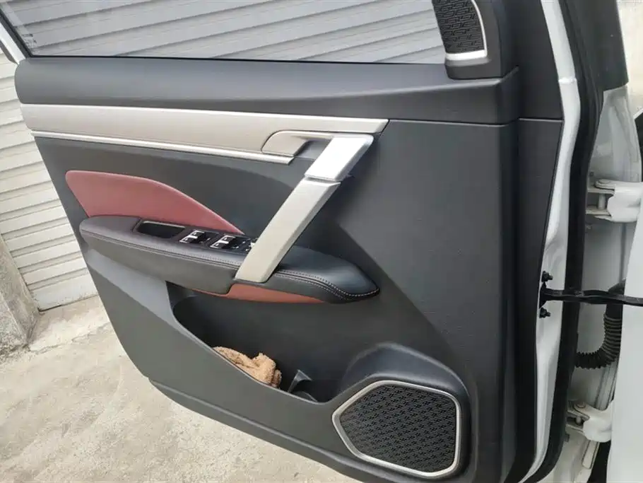 GEELY AUTOMOBILE BINYUE