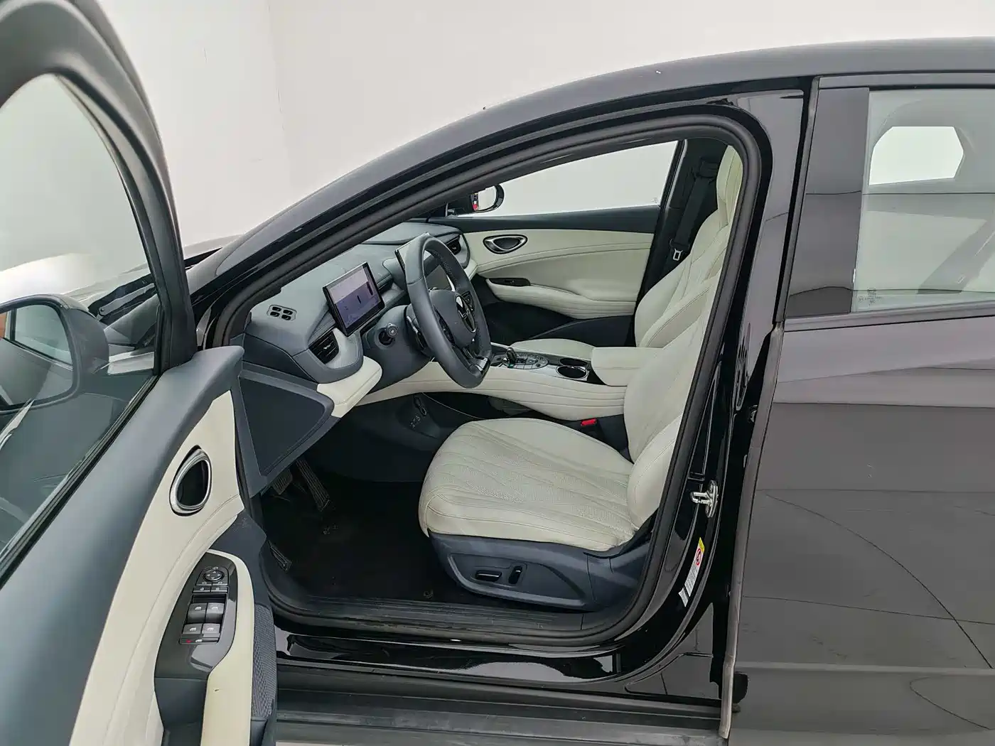 BYD Seal 06GT 2025 505 Ocean Wave Edition фото 8