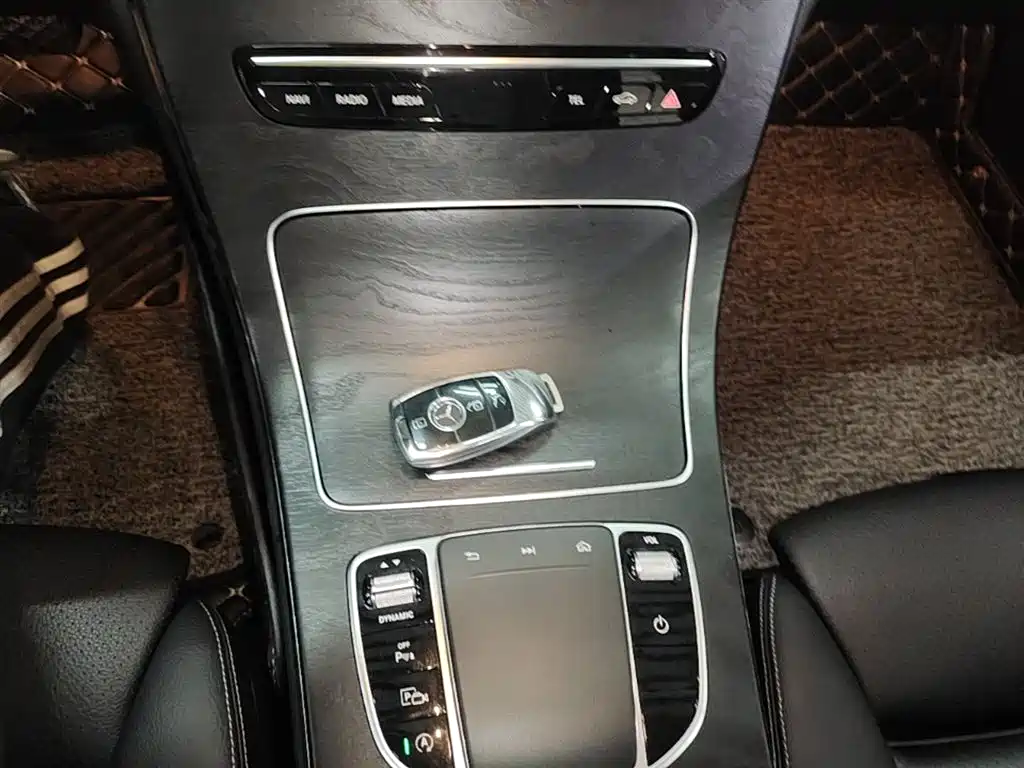 Mercedes-Benz C-Class 2019 Facelift C 260 L Sport фото 10