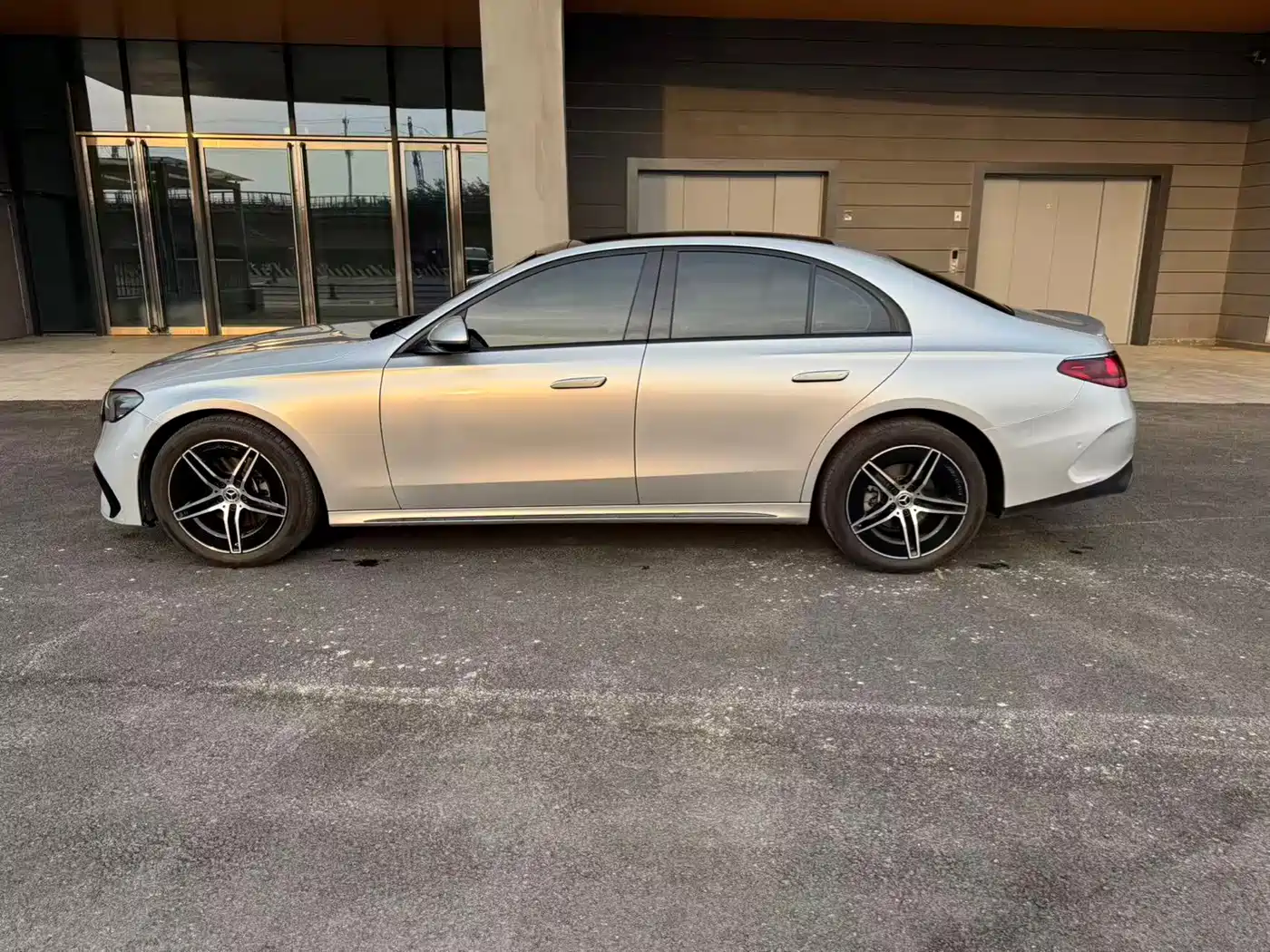 Mercedes-Benz E-Class (Import) 2024 E 260 Sport Edition фото 6