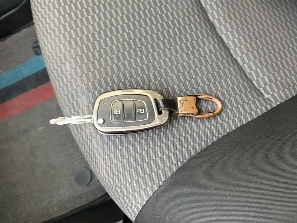 Hyundai Verna 2017 1.4L Auto Jump Edition (China V) фото 9