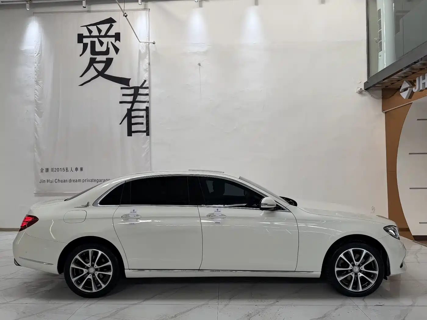 Mercedes-Benz E-Class 2017 E 200 L 4MATIC фото 2