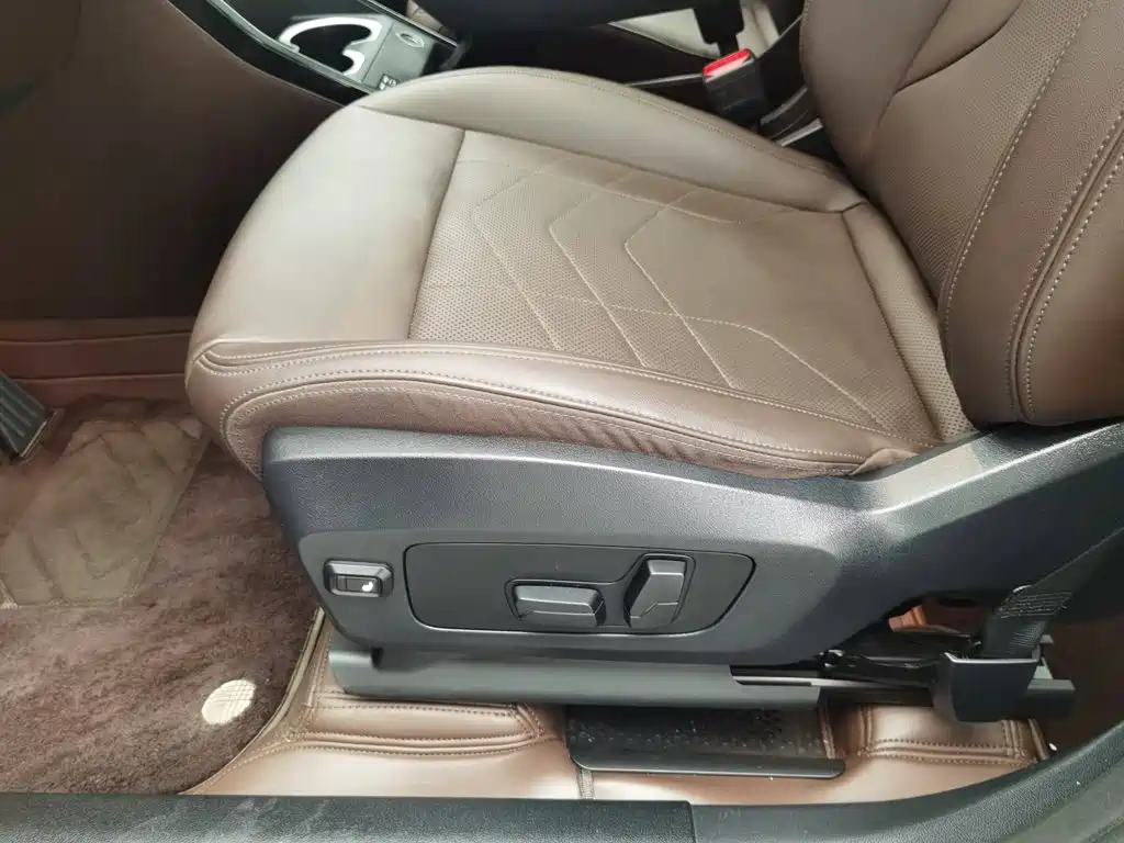 Фото 20 - BMW X1