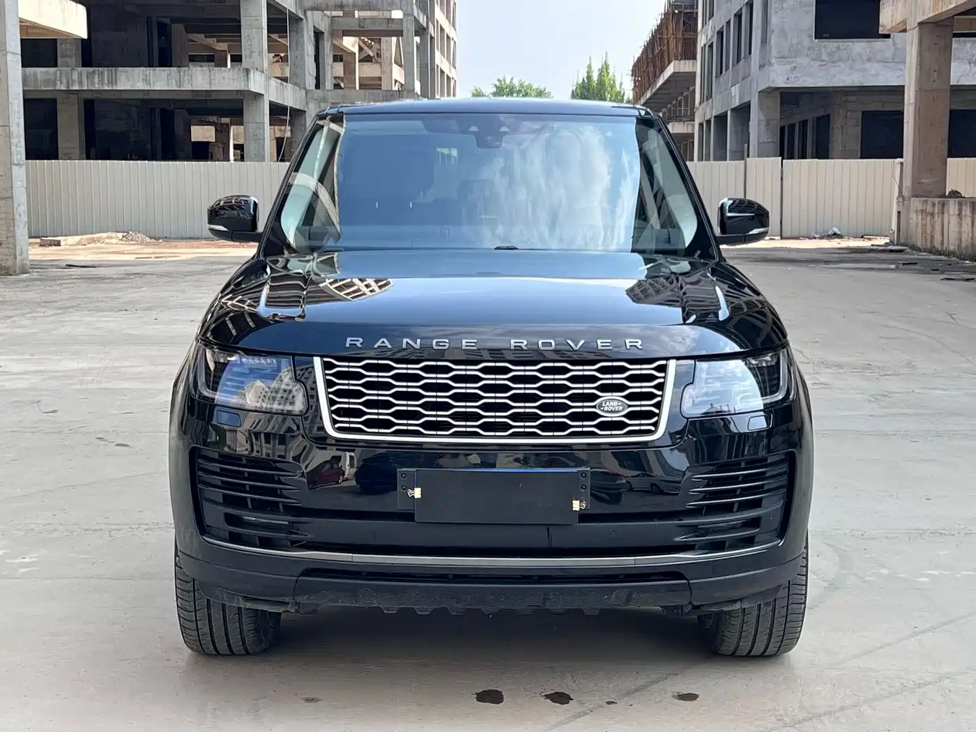 Land Rover Range Rover 2019 3.0 SCV6 Heritage Edition фото 2